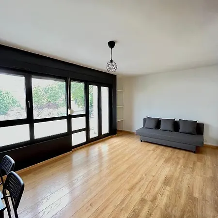 Apartment Ponsardin- Avec Balcon Et Parking Reims